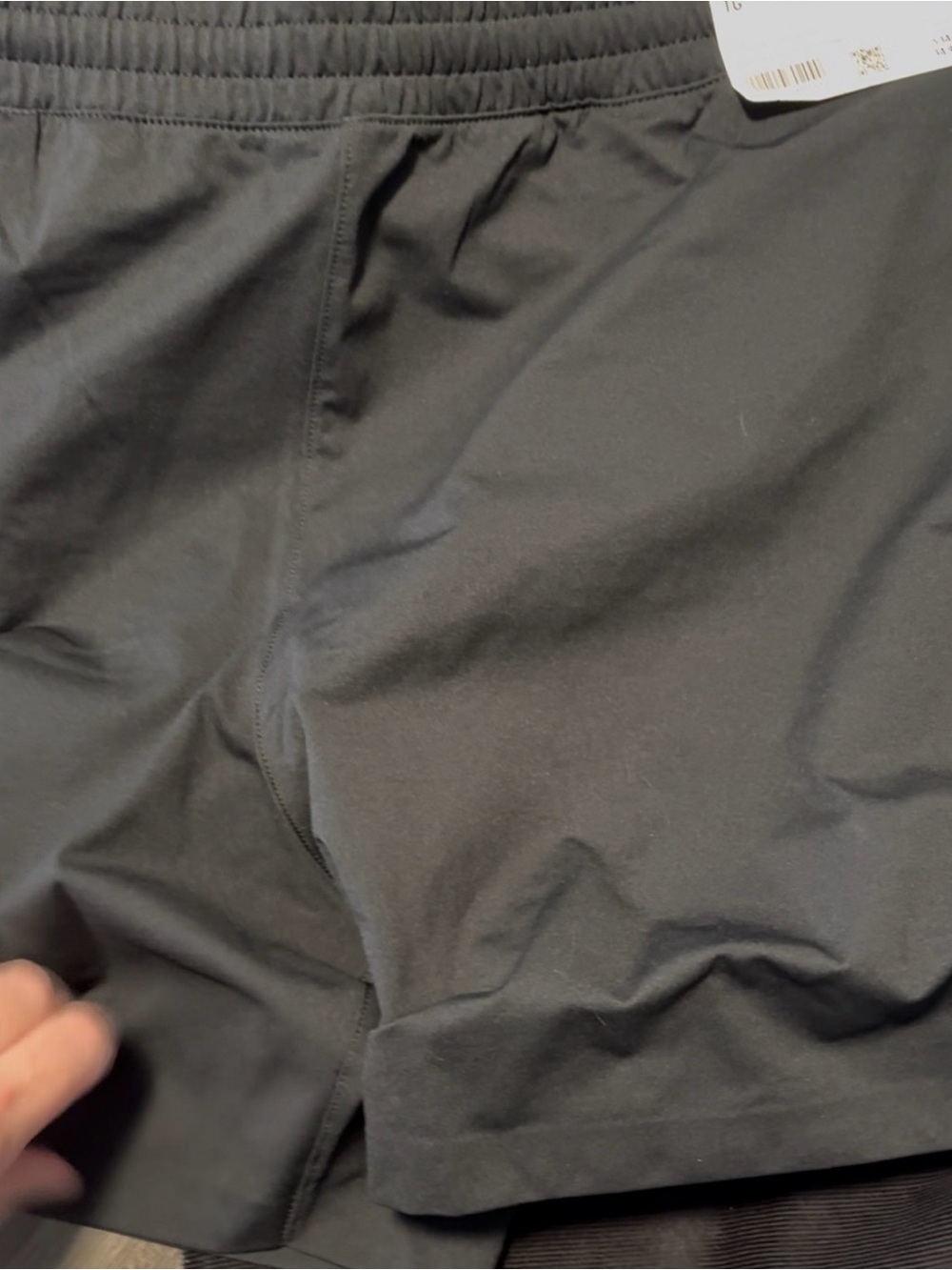 Uniqlo Black extra stretch active shorts 5”